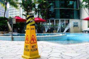 ¿Quién es responsable de un resbalón y caída en Las Vegas?